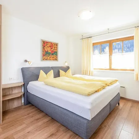 Ferienwohnung- Neustift I St Apartman *